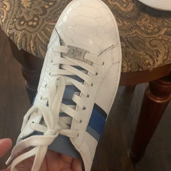 Micheal kors sneakers - Picture 6 of 10